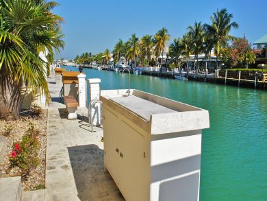 A Stunner of a 7 Bedroom Vacation Rental - Sleeps 18 A Stunner of a 7 Bedroom Vacation Rental - Sleeps 18